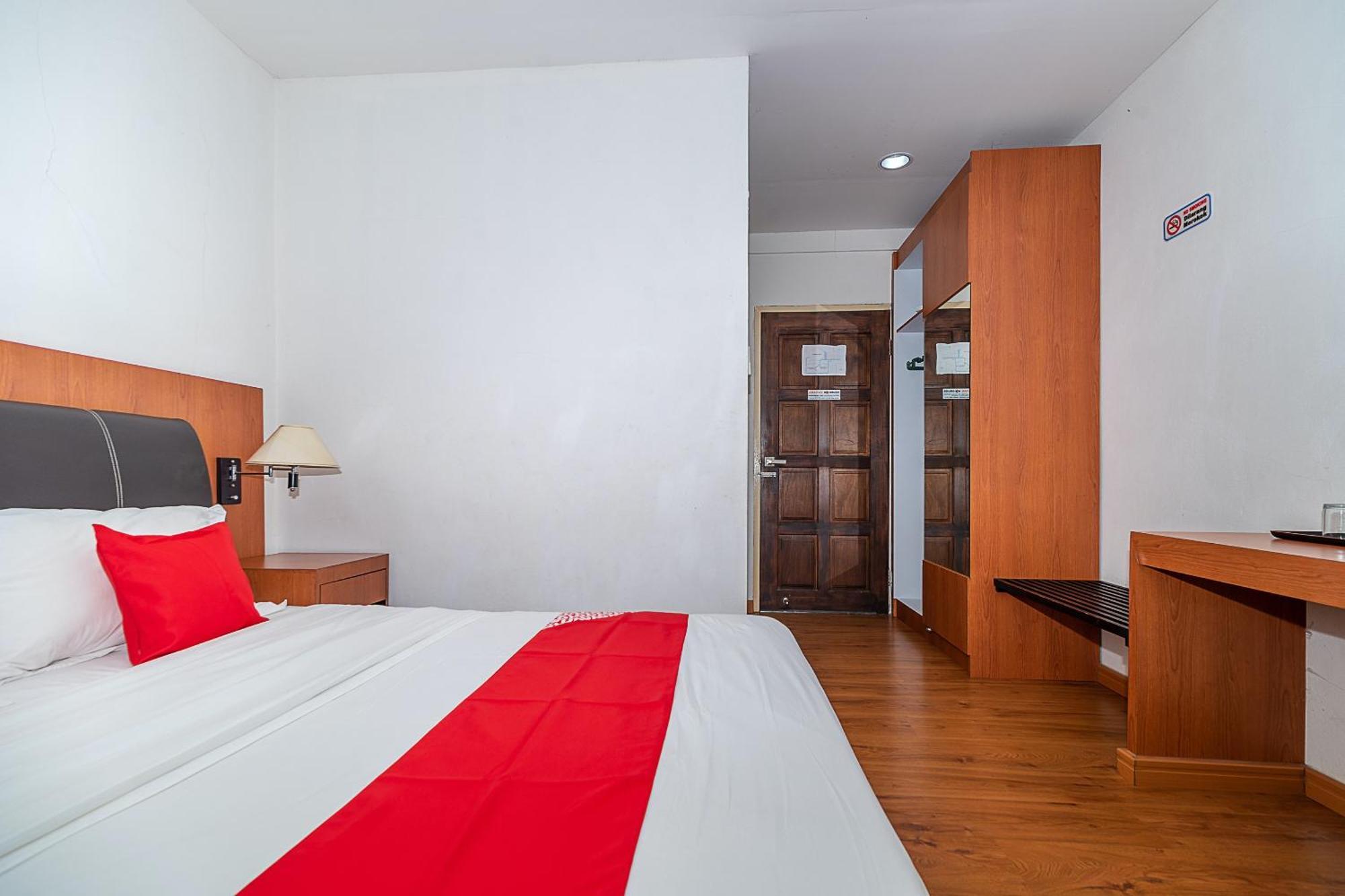Hotel OYO 90036 Eagle Wood Garden Membakut Exterior foto